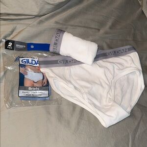 Gildan Men's White Briefs with Gray Waistband 2-Pack